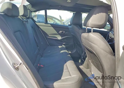 2021 BMW 330I from USA, damaged, VIN 3MW5R1J04M8C14496